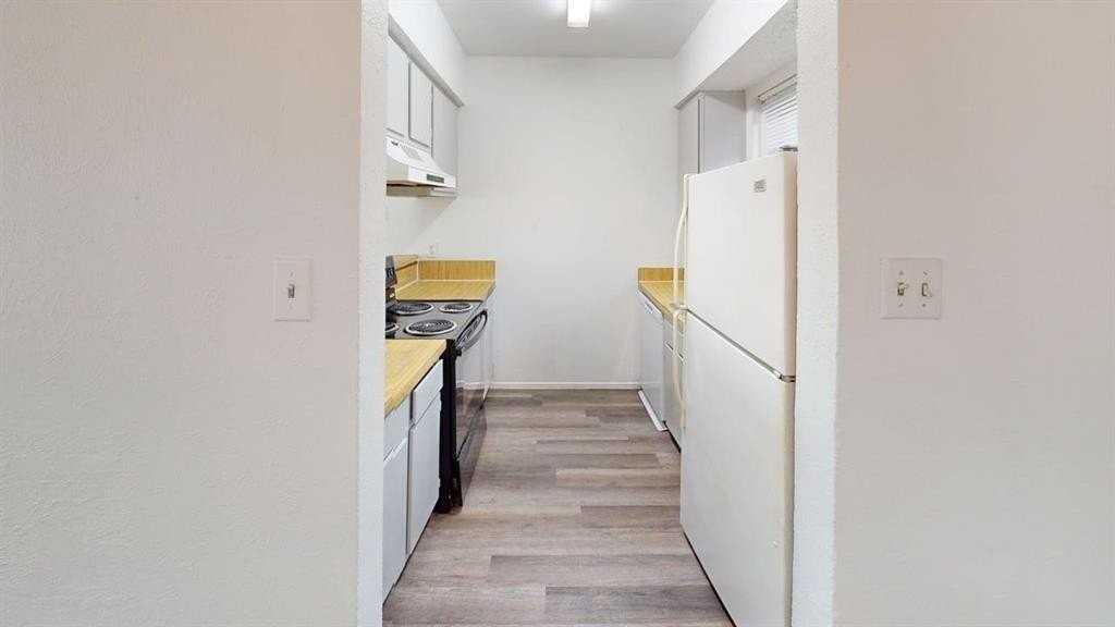 410 Bryan St #3 - Photo 4 of 16