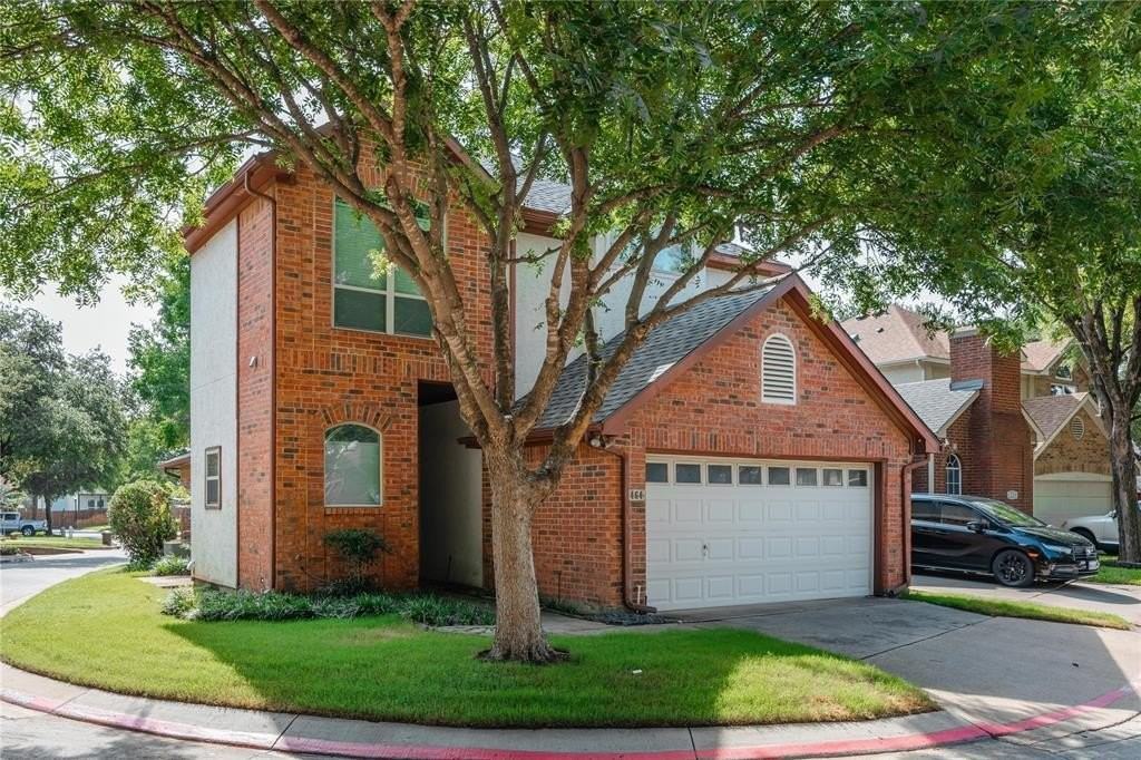 464 Arbor Club Ln - Photo 2 of 40