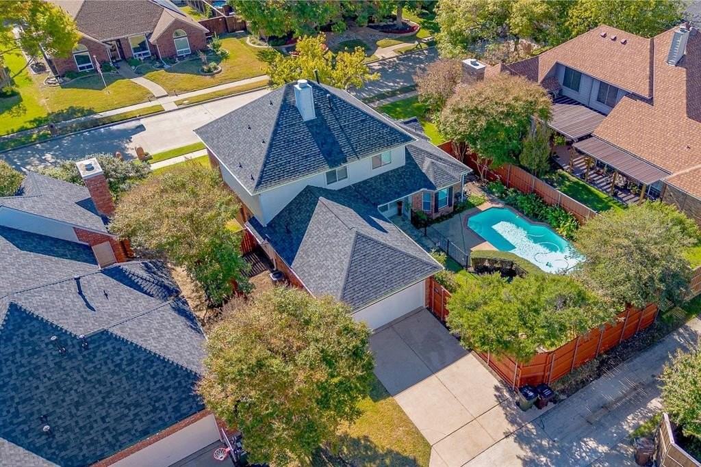 2705 Trophy Dr - Photo 2 of 40