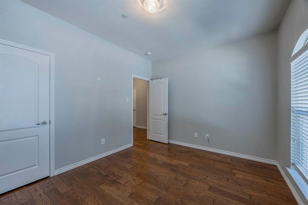 6741 Cortona Ln - Photo 3 of 30