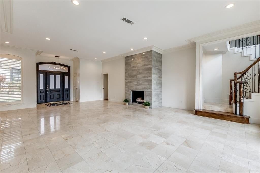 5738 Deseret Trl - Photo 2 of 40