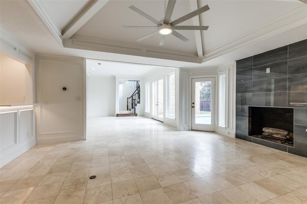 5738 Deseret Trl - Photo 7 of 40