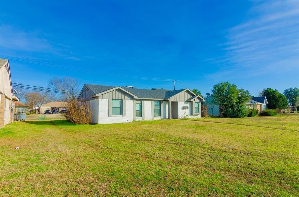 1712 Rocky Place Ct - Photo 3 of 22