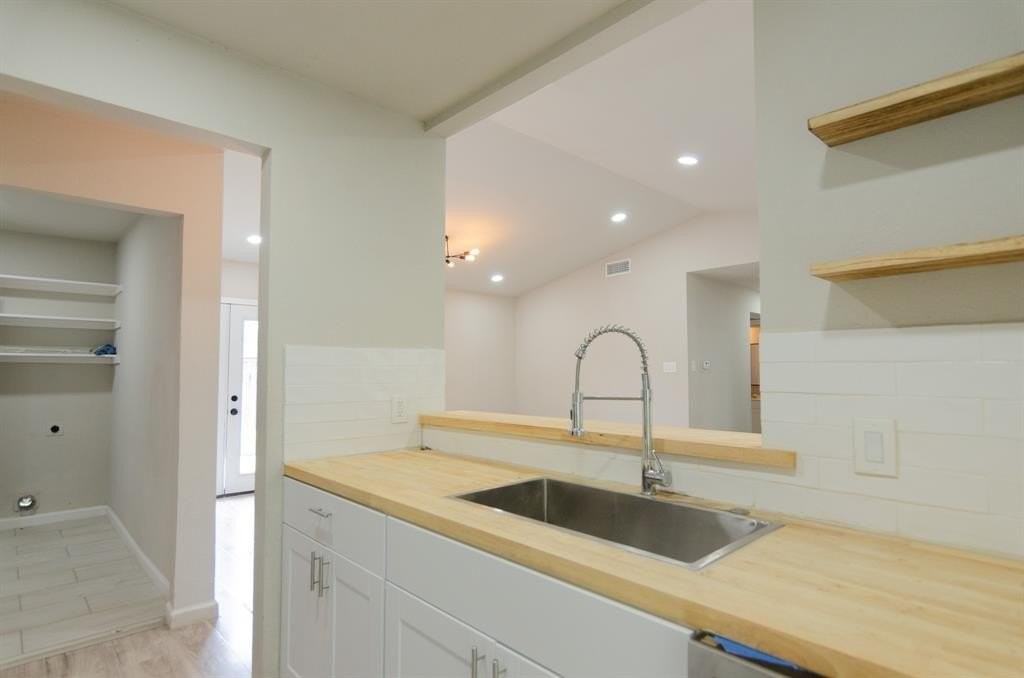 1712 Rocky Place Ct - Photo 5 of 22