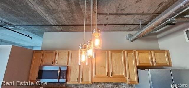 100 W 5th St #406 - Photo 7 of 33