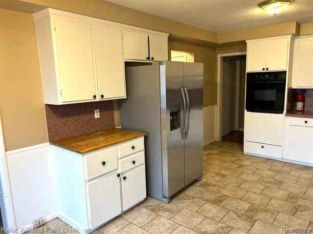 15251 Rosemary Blvd - Photo 3 of 17