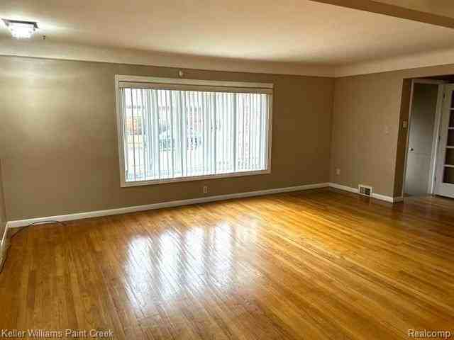 15251 Rosemary Blvd - Photo 6 of 17