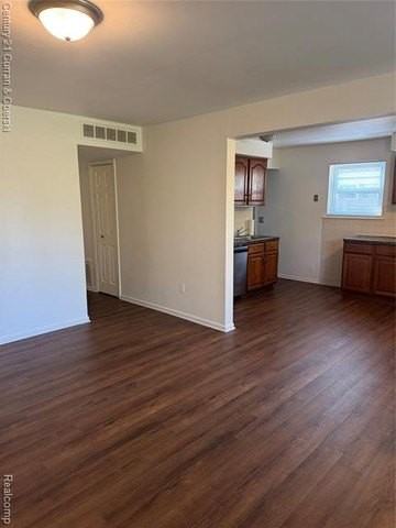 6939 Banner St - Photo 4 of 18