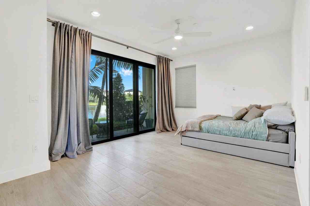 12711 Machiavelli Way - Photo 5 of 50