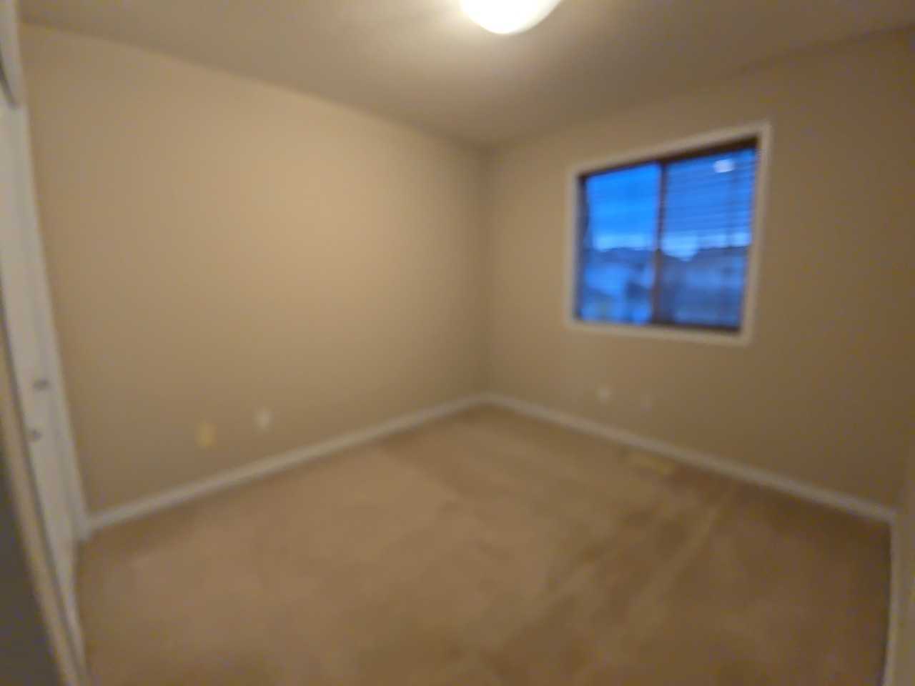 3215 26 Ave Nw #MAIN - Photo 7 of 15