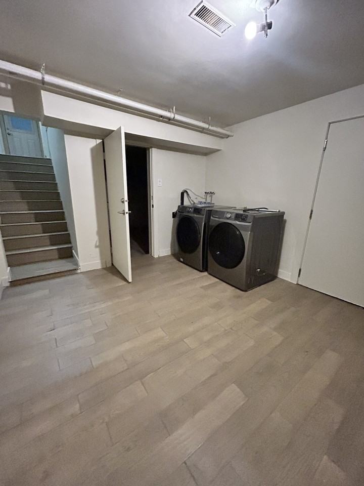 9837 68 Ave Nw #BS - Photo 2 of 18