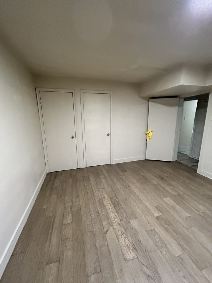 9837 68 Ave Nw #BS - Photo 5 of 18