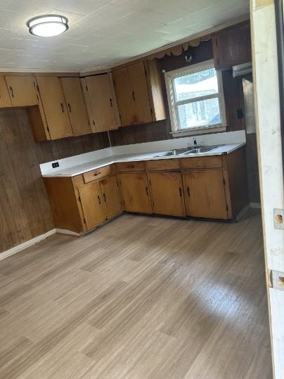 1010 Louisa Ave #1 - Photo 3 of 21