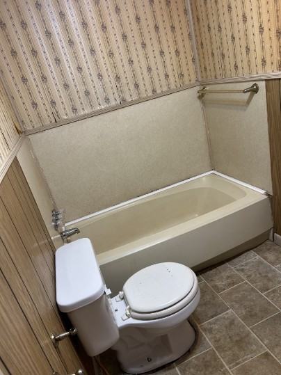 1010 Louisa Ave #1 - Photo 6 of 21