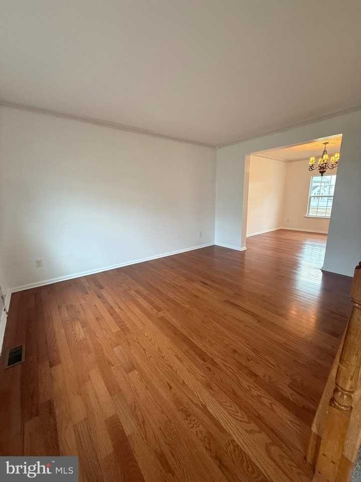 5 English Ivy Dr - Photo 6 of 25