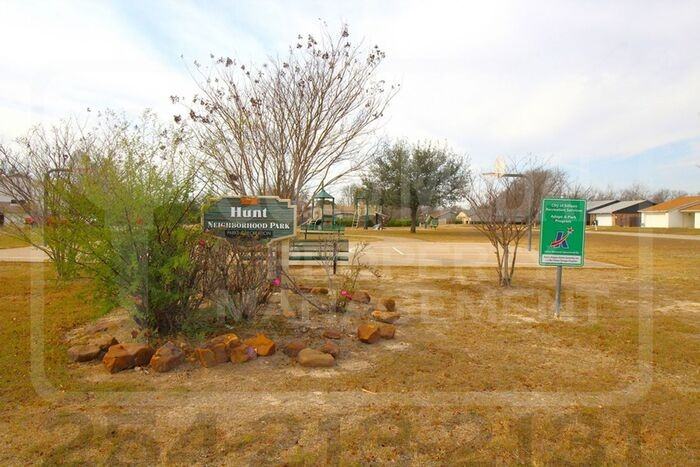 2302 Hunt Dr #B - Photo 2 of 18