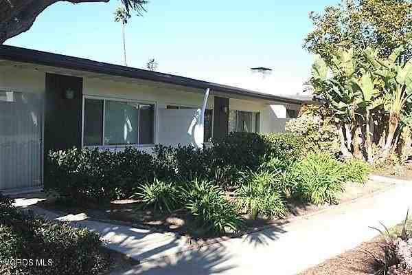 61 Redwood Ave - Photo 4 of 22