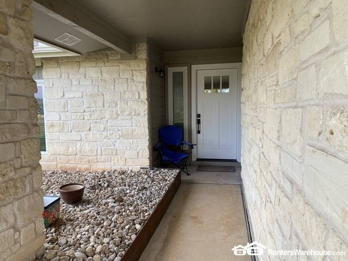 110 Dodgen Trl - Photo 2 of 23