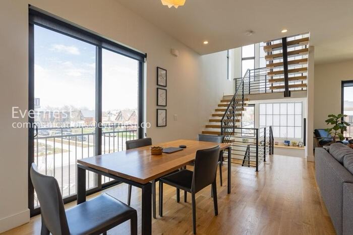 2599 Arapahoe St - Photo 5 of 12