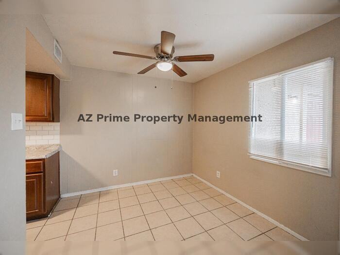 5041 N 39th Dr - Photo 6 of 16