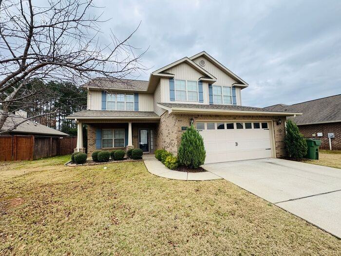 1804 Yadkin St Nw - Photo 2 of 3