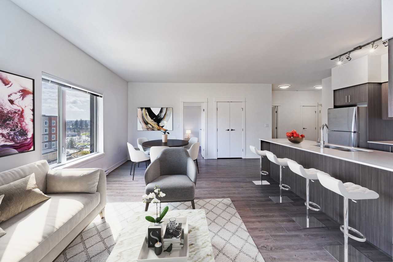 Aurora - Photo 4 of 9