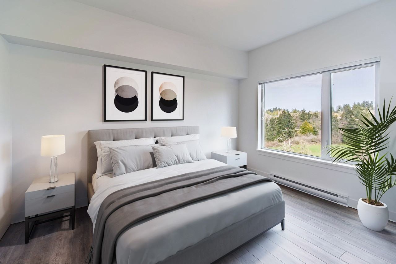 Aurora - Photo 6 of 9