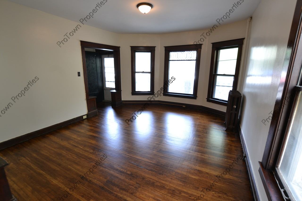 106 Nicholson Street #2 - Photo 2 of 10