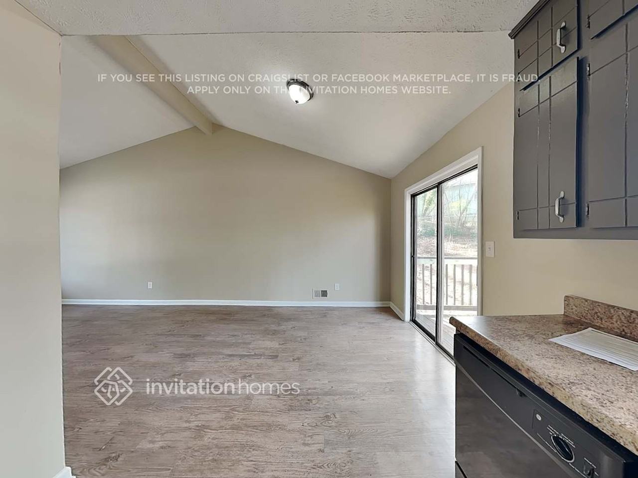 5469 Liberty Rd - Photo 7 of 20
