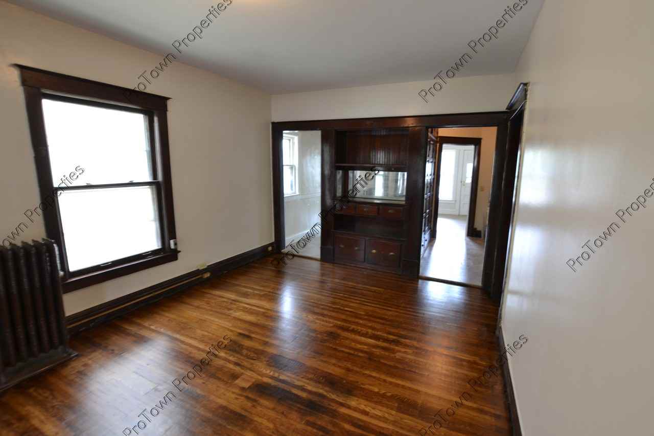 106 Nicholson Street #2 - Photo 4 of 10