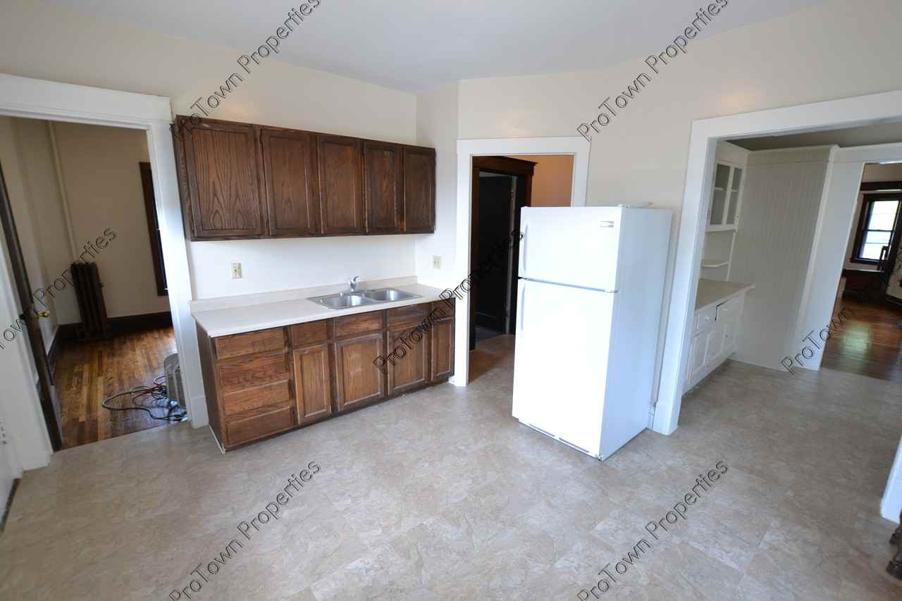 106 Nicholson Street #2 - Photo 5 of 10