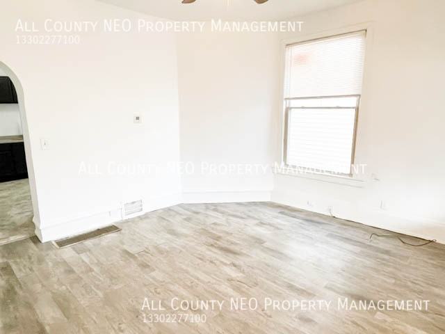 1852 W 45th St - Photo 7 of 15