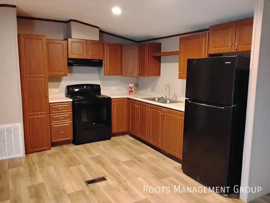 227 Riviera Courts Dr #227 - Photo 3 of 17