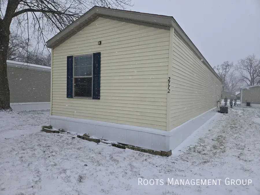 2772 Apollo Dr - Photo 4 of 25