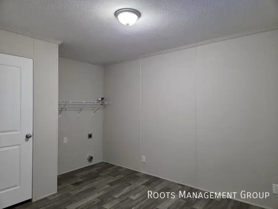 211 Carriage Lane Est #211 - Photo 7 of 19