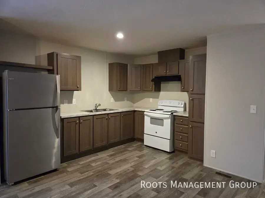 607 Carriage Lane Est #607 - Photo 5 of 22