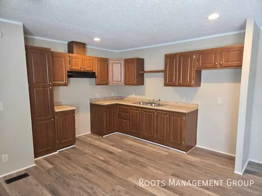 2840 Gemini St - Photo 4 of 16