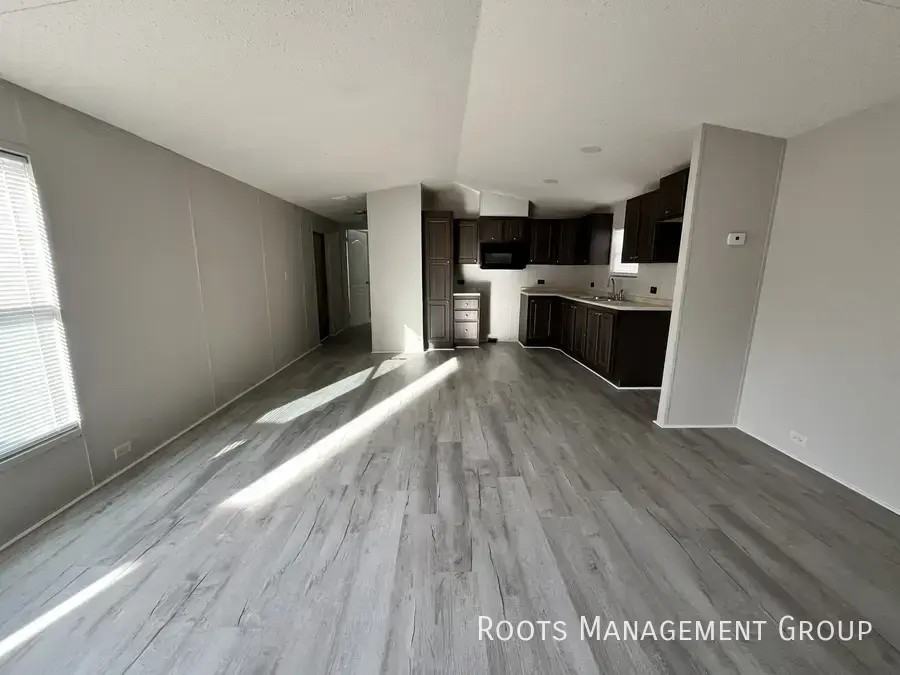 111 Riviera Courts Dr #111 - Photo 5 of 11