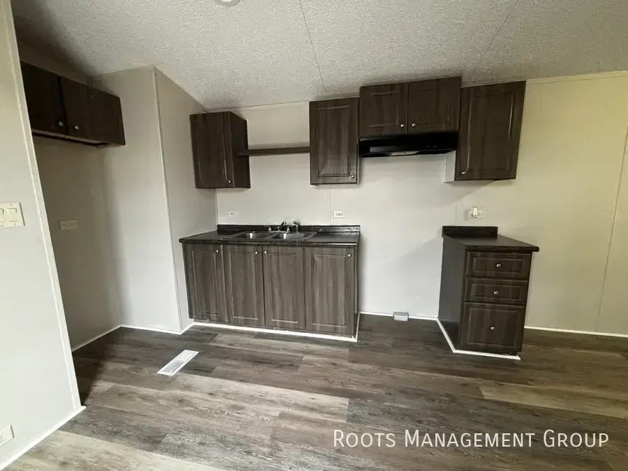 4506 N Business 77 #210 - Photo 4 of 11