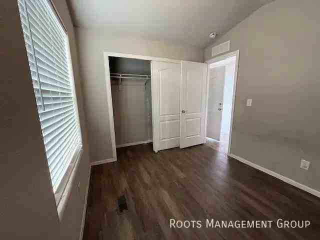 5344 S Park Ave #5 - Photo 5 of 30