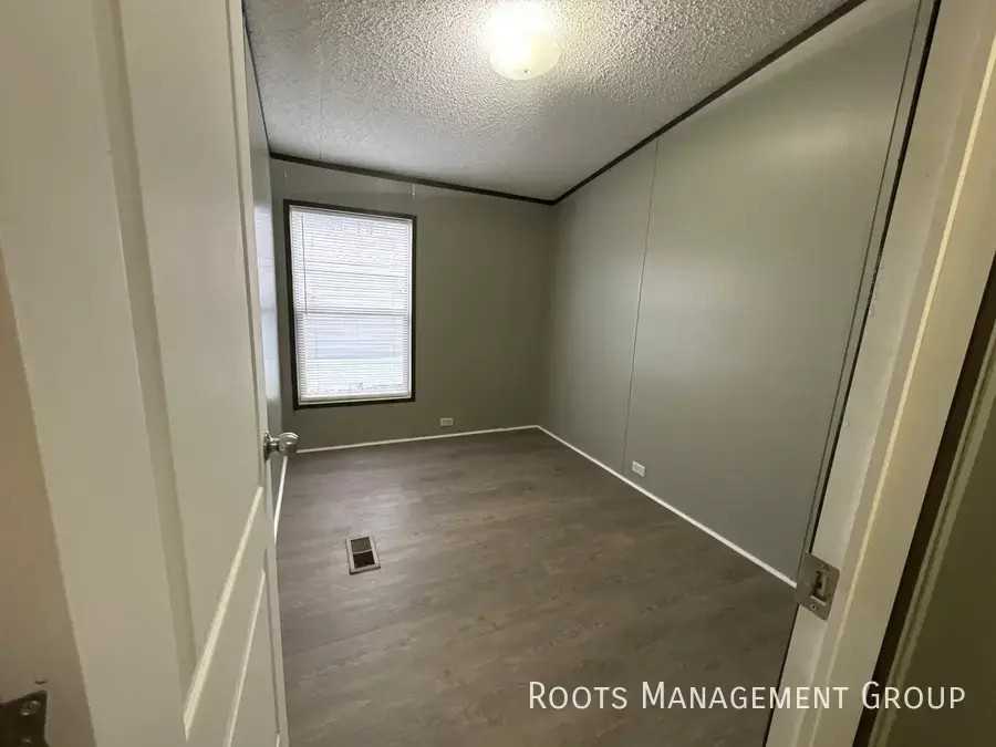 30 Imperial Ave #30IA - Photo 5 of 14