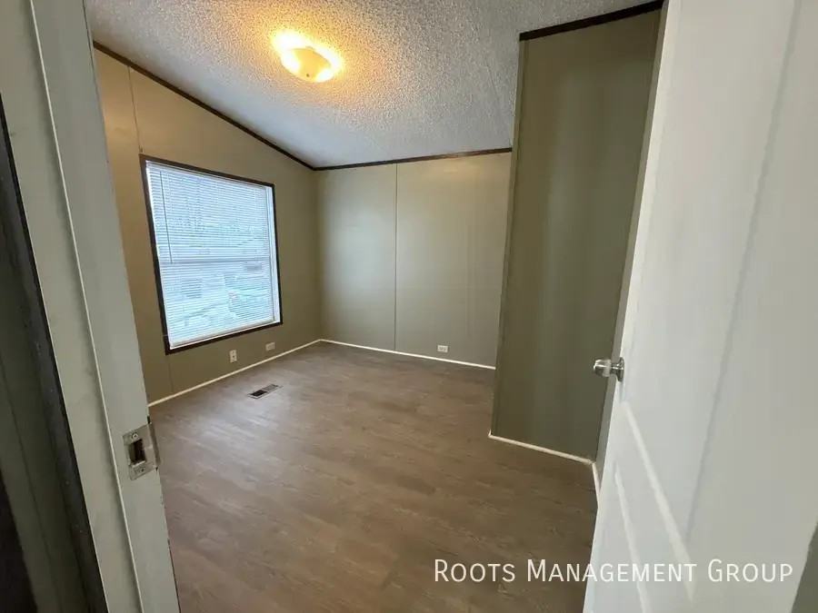 30 Imperial Ave #30IA - Photo 6 of 14