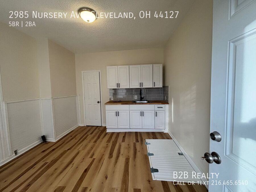 2985 Nursery Ave - Photo 5 of 39