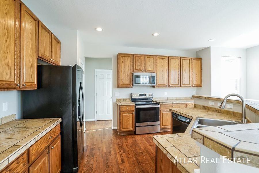 1818 Walton Dr - Photo 6 of 20