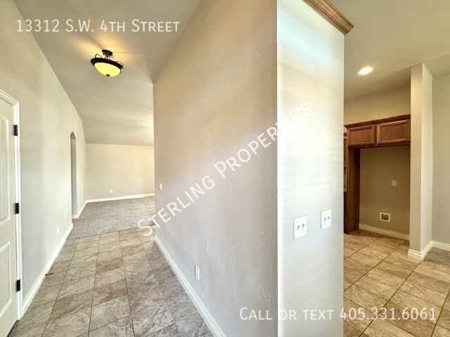 13312 Sw 4th St - Photo 3 of 30