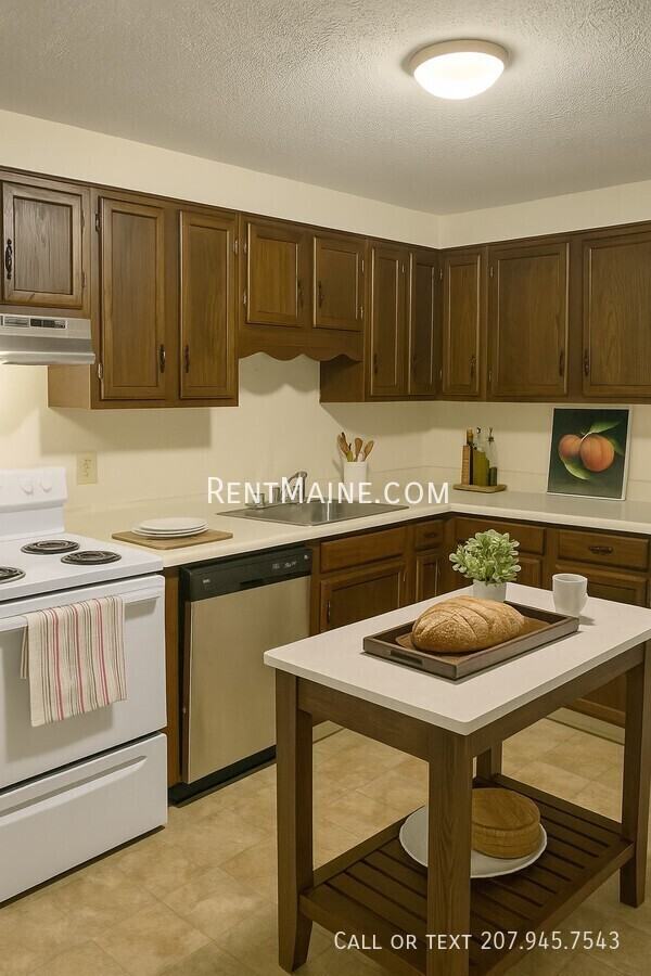 41 River Rd #C6 - Photo 3 of 17