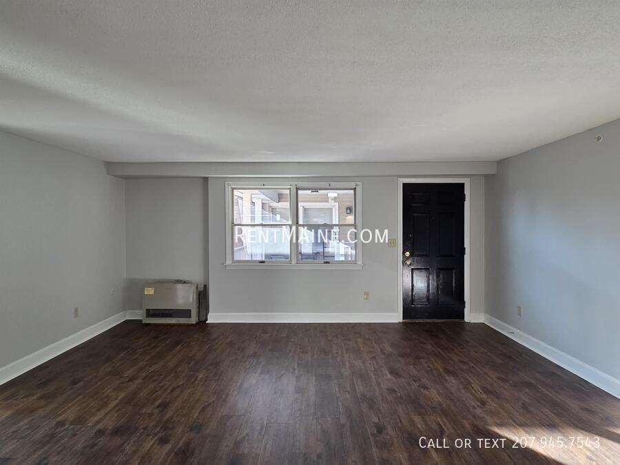 41 River Rd #D8 - Photo 4 of 23