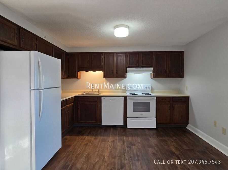 41 River Rd #D8 - Photo 6 of 23