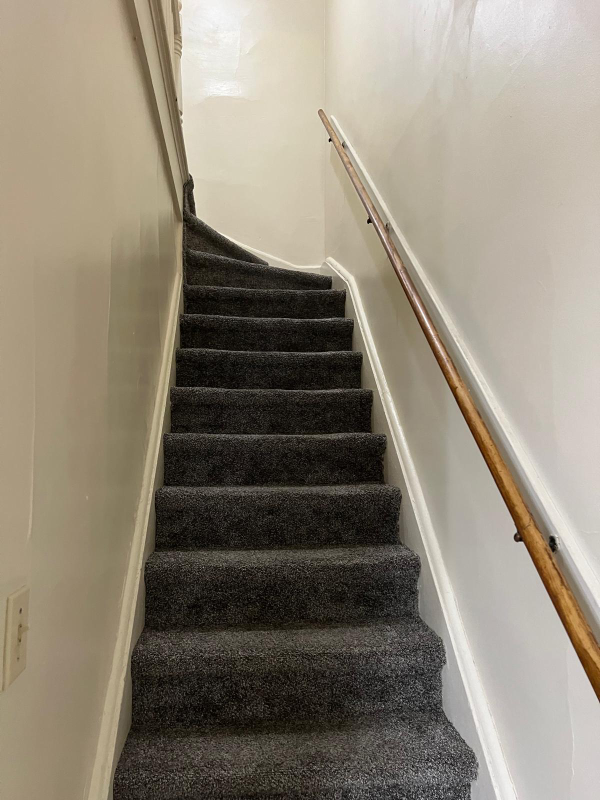 1050 1/2 9th St - Photo 4 of 9