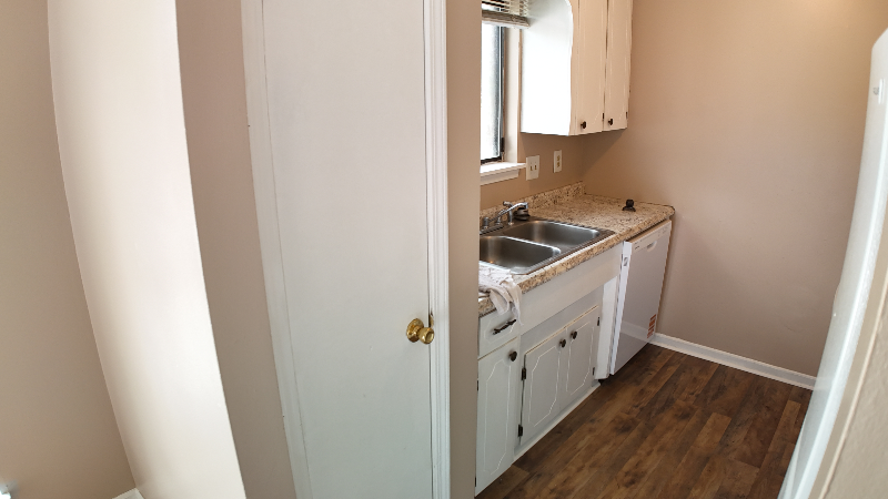 100 Highland Forest Dr #C - Photo 6 of 9